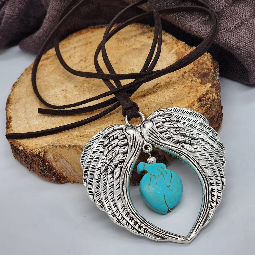 FP Jewelry Long Necklace Gypsy Antique Silver Pendant Wings Blue Howlite